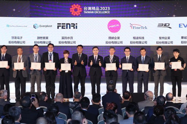 聖州專利技術精雕細琢　『3D®』汽車踏墊再度獲台灣精品獎殊榮
